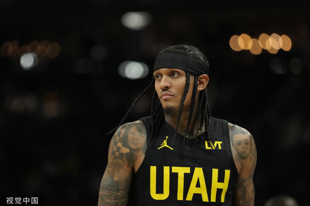 他用自己的 他用自己的