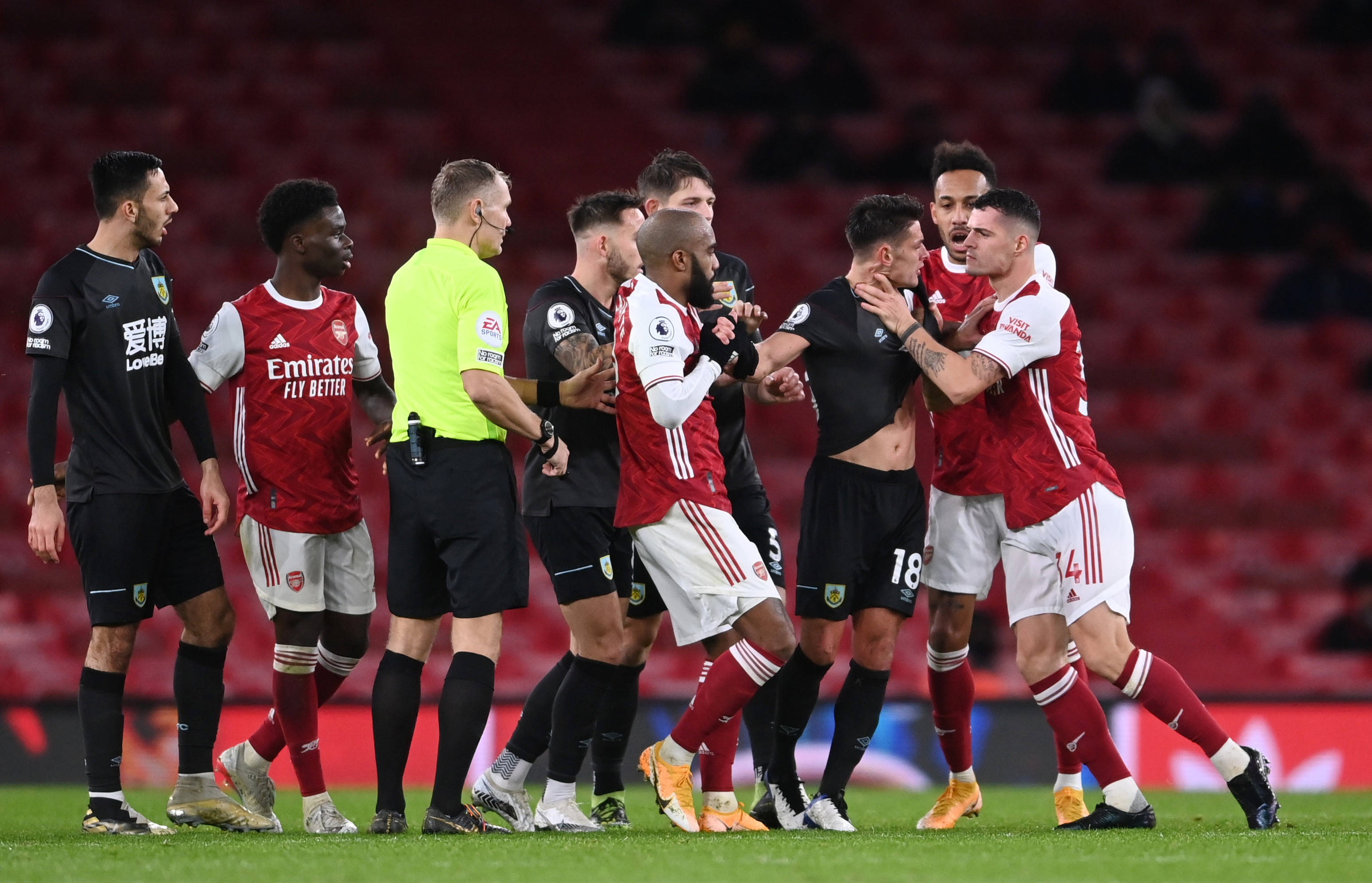 碰撞则成为 碰撞则成为